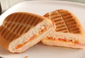 Sanduíche Misto Presunto e Queijo
