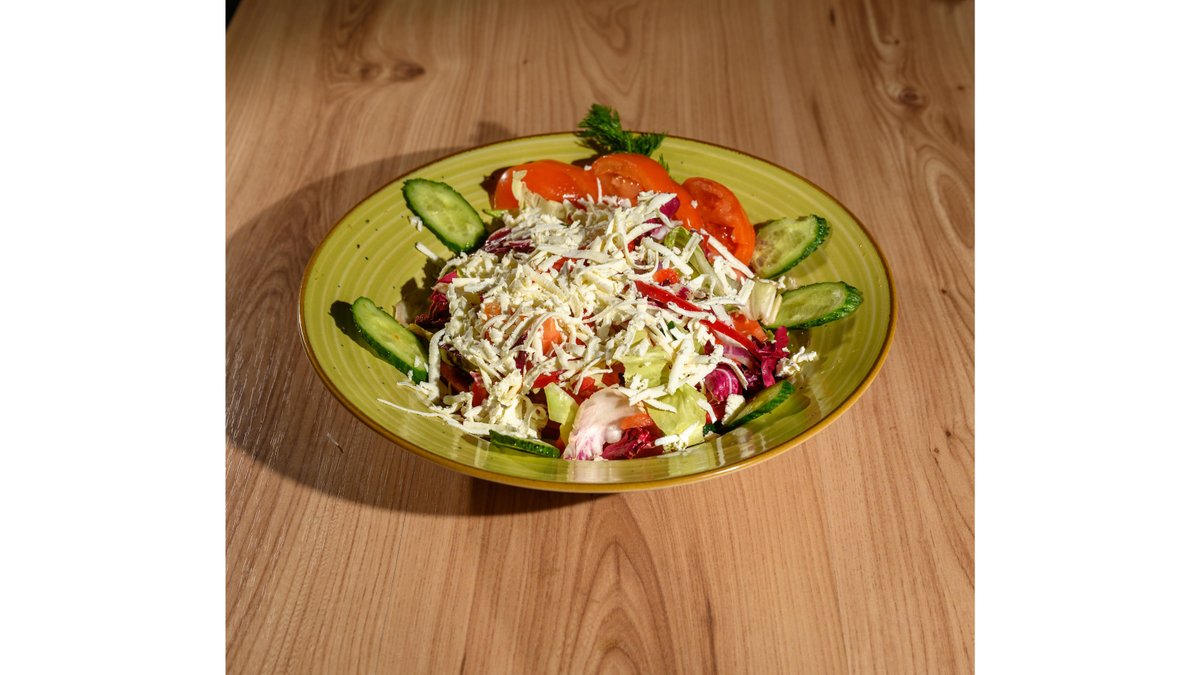 SALATA DE ROSI, CASTRAVETI SI CEAPA