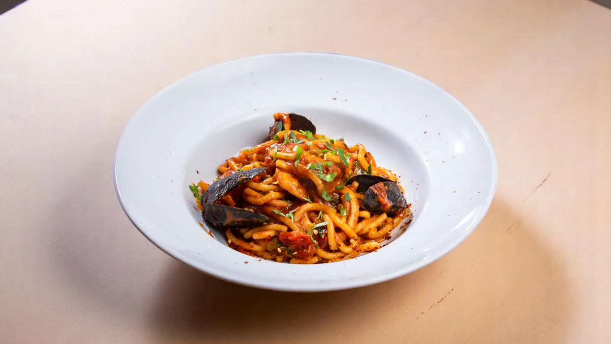 Spaghetti cu fructe de mare