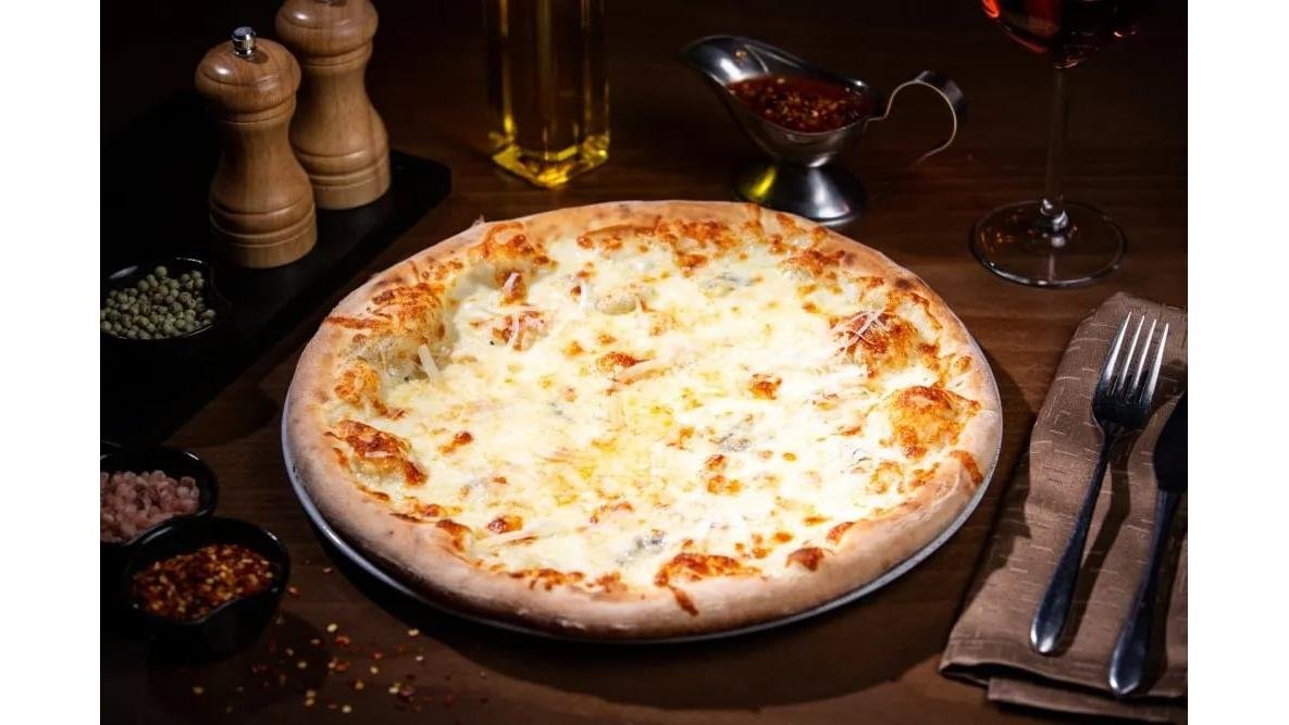 Pizza Quattro Formaggi ø32cm