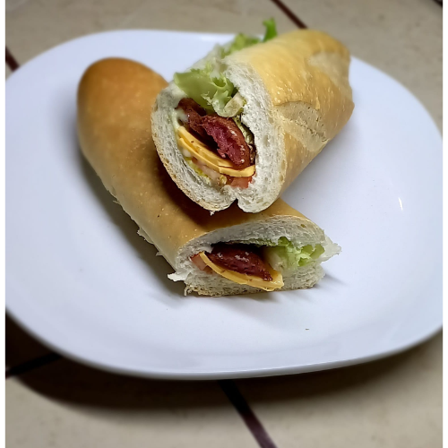 Sandwich de Salchichon