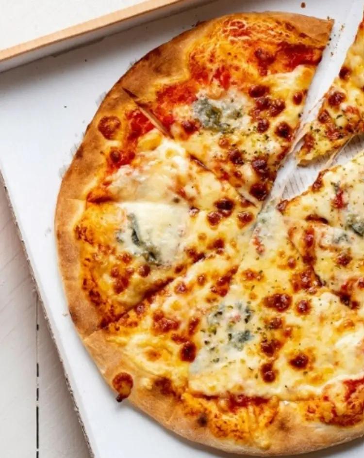 Pizza Full Cheese