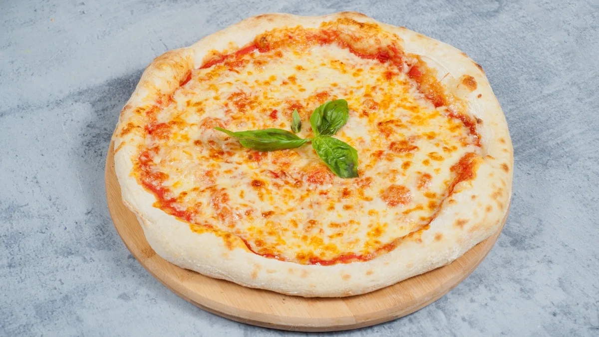 Margarita pizza 42cm