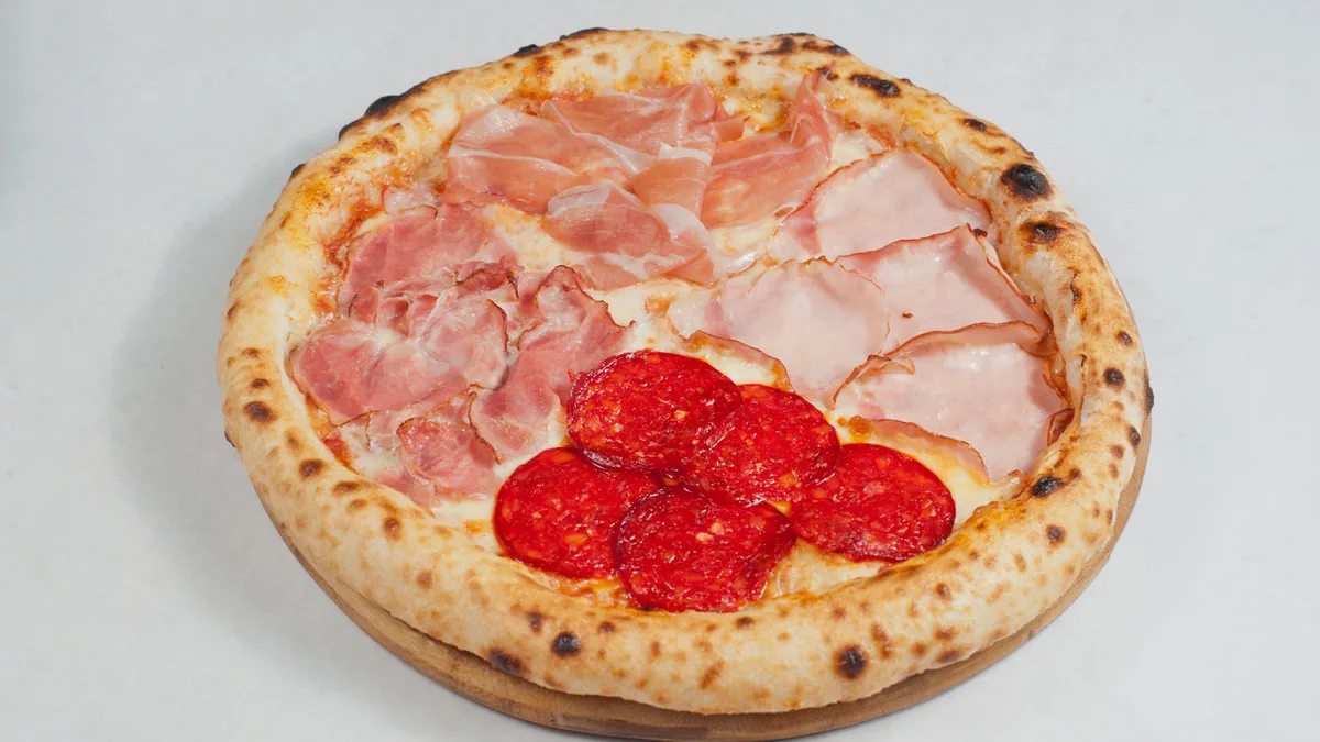 Quattro Carni pizza 24cm