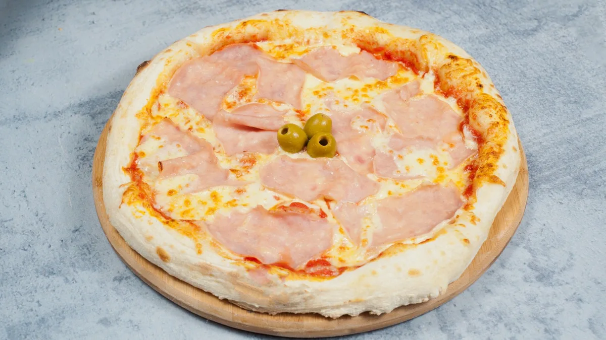 Vesuvio pizza 32cm