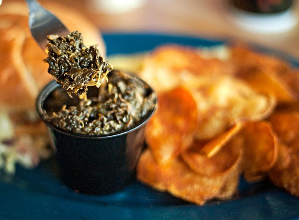 Turnip Greens Pint (serves 2-4)
