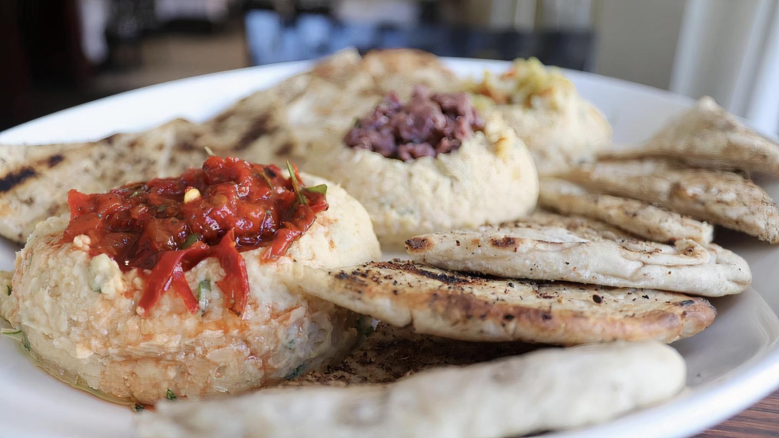 Hummus Plate