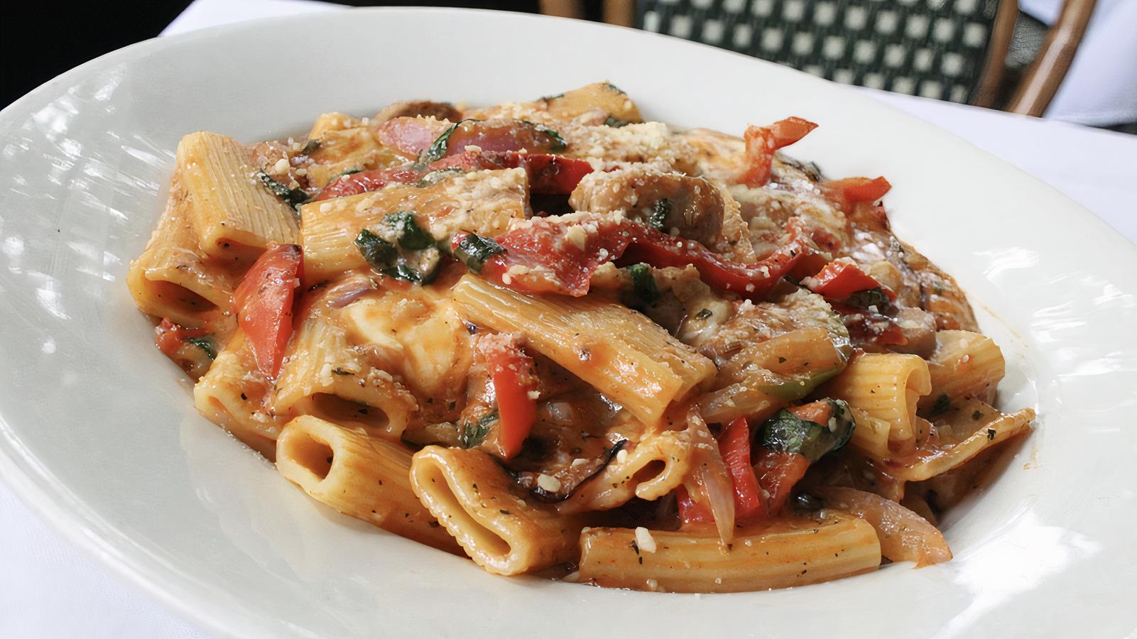 Rigatoni with Sausage (lunch)