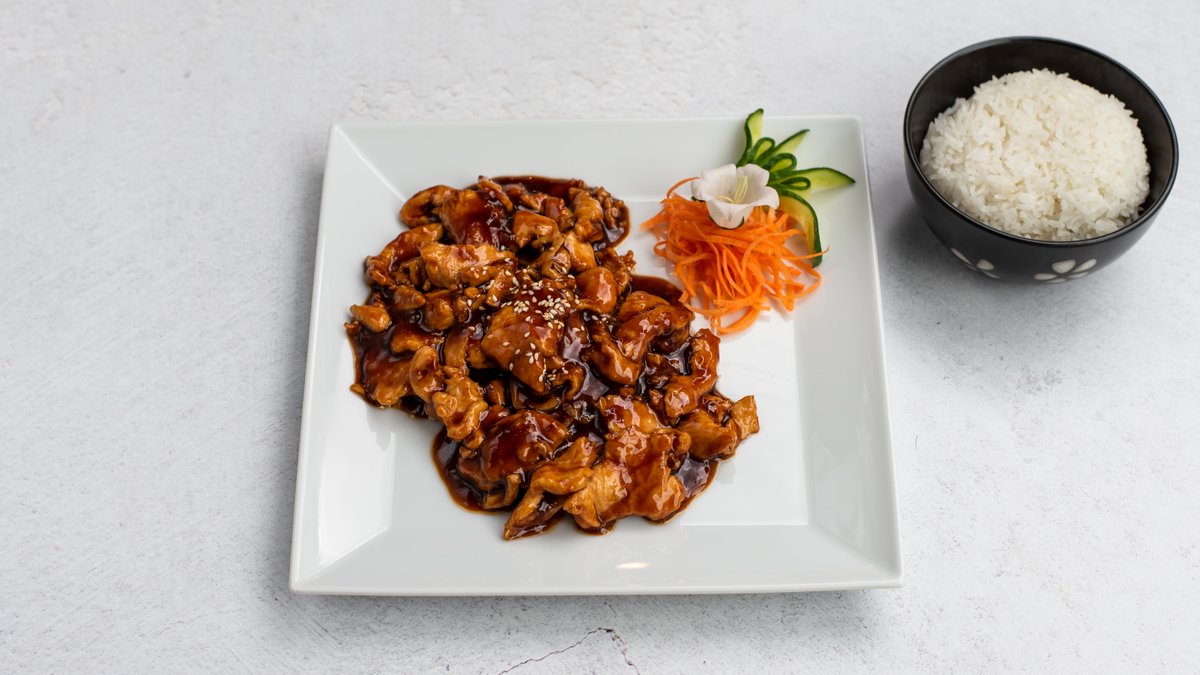 23. Kuře s Pekingskou omáčkou