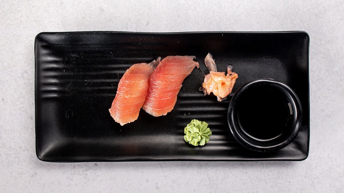 S9. Nigiri maguro