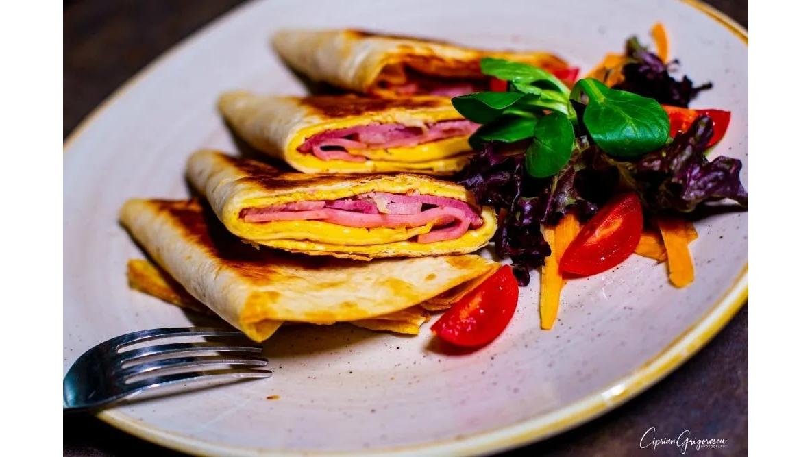 Omletă quesadilla
