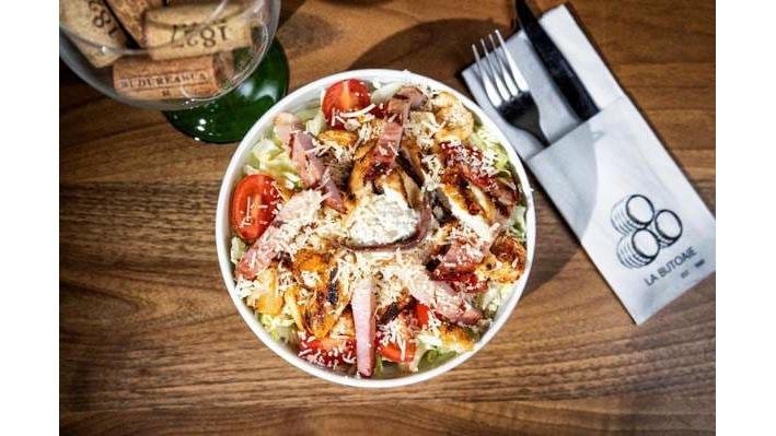 Salata caesar