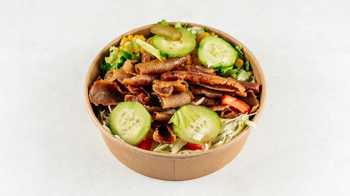 Kebab salata pileći