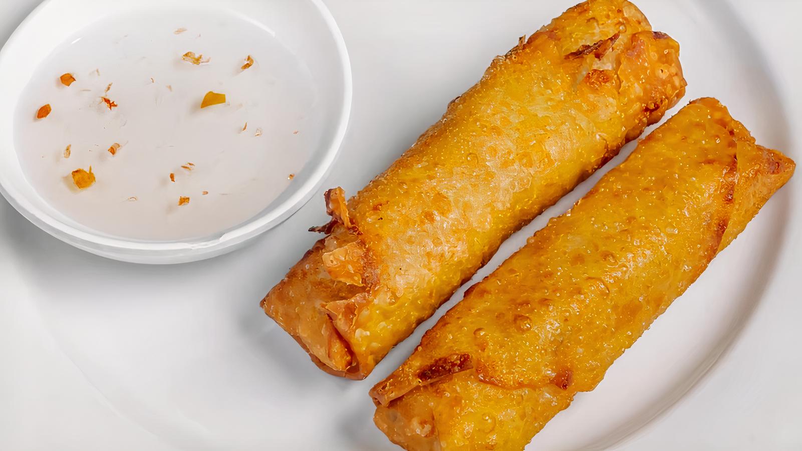 Chicken Egg Rolls 4pcs