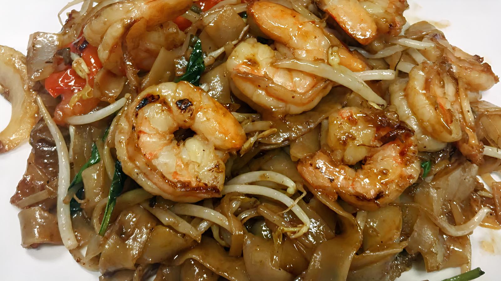 Kee Mow (Drunken Noodle)