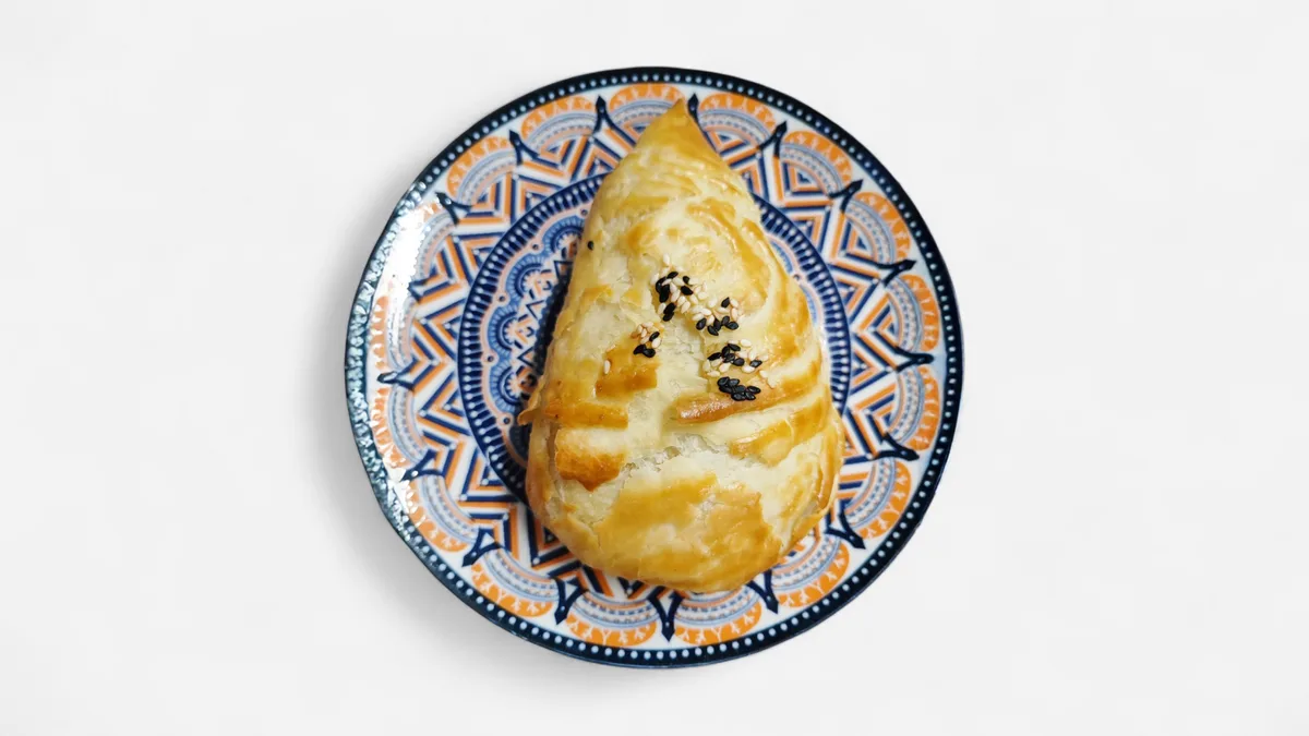 SAMSA WITH SALMON