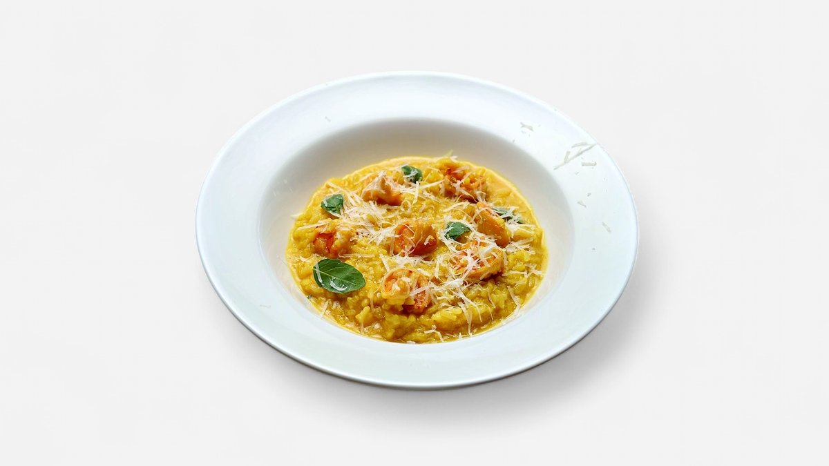 Risotto zəfəran sousu ilə