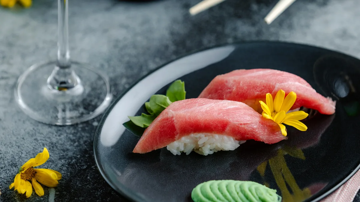 Tuna Nigiri (2 ədəd)