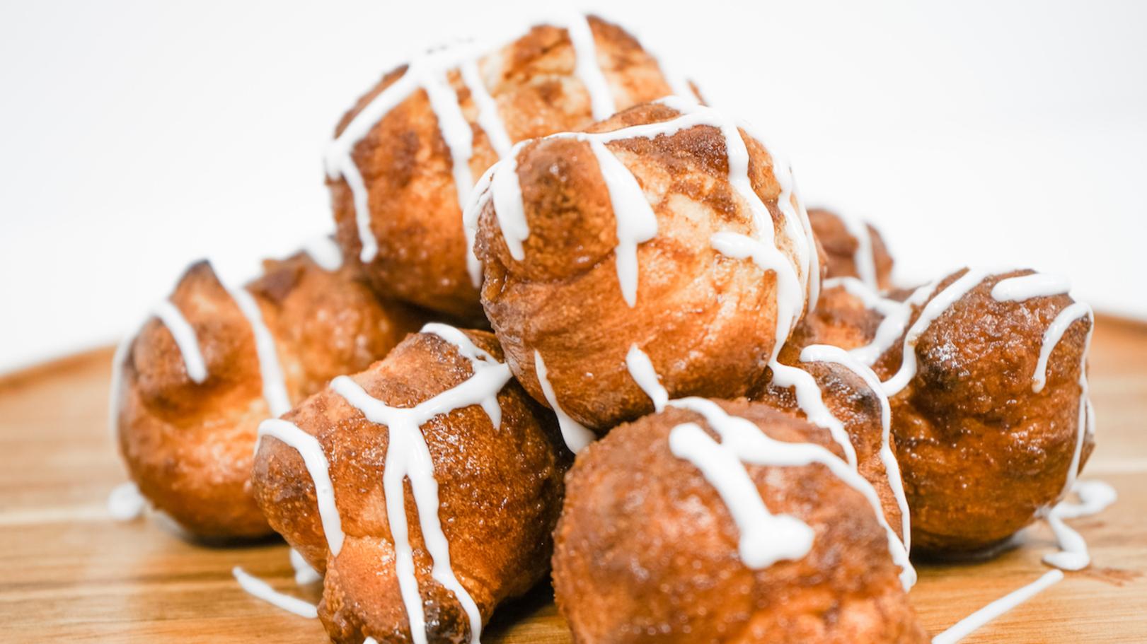 Cinnamon Knots