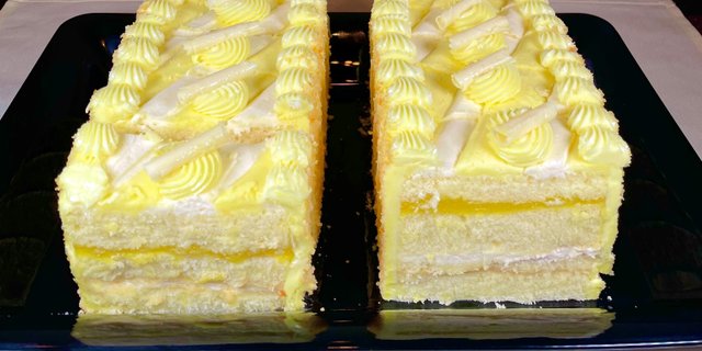 Limoncello Cake