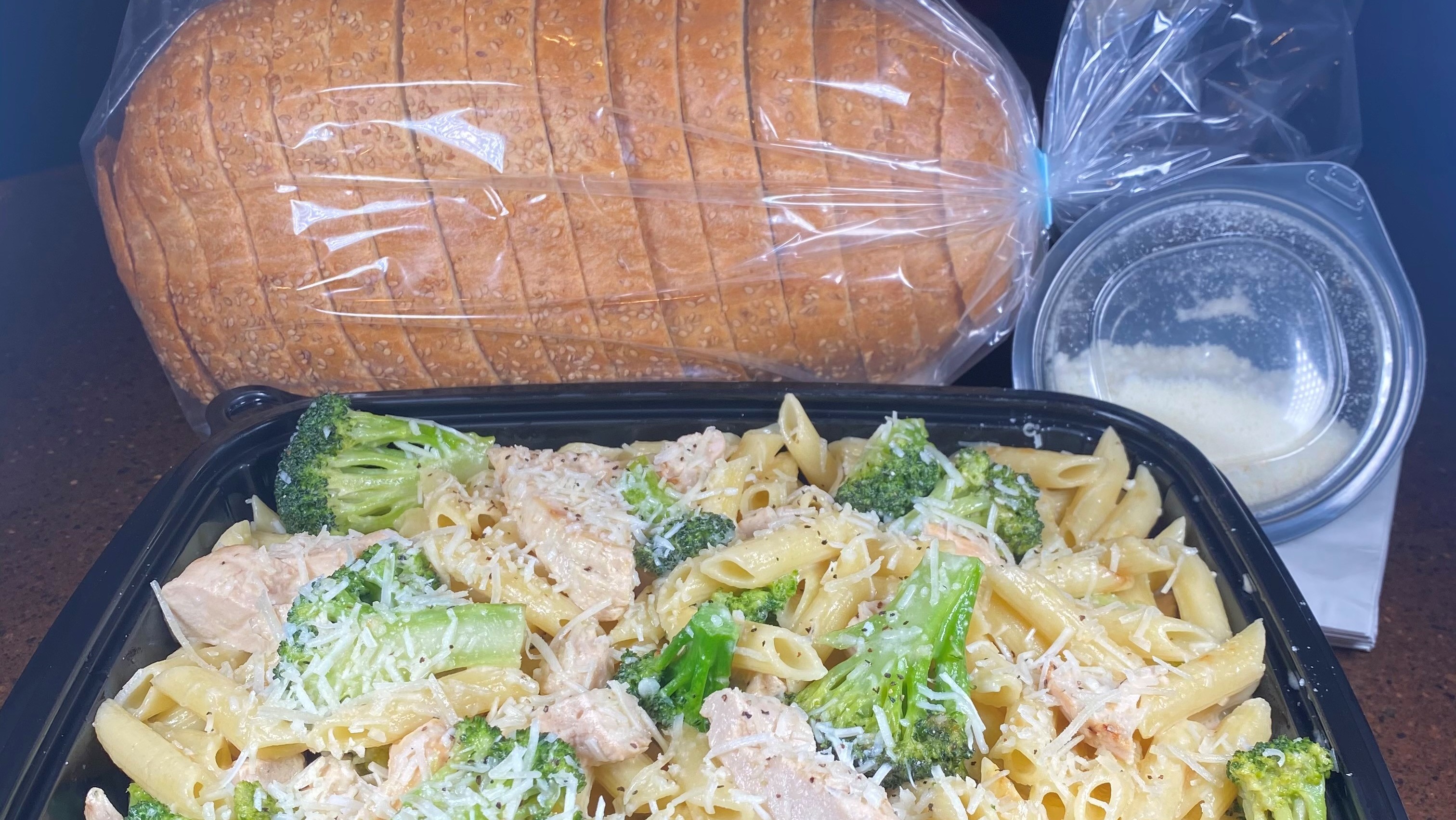 FM Alfredo Chicken, Penne and Broccoli