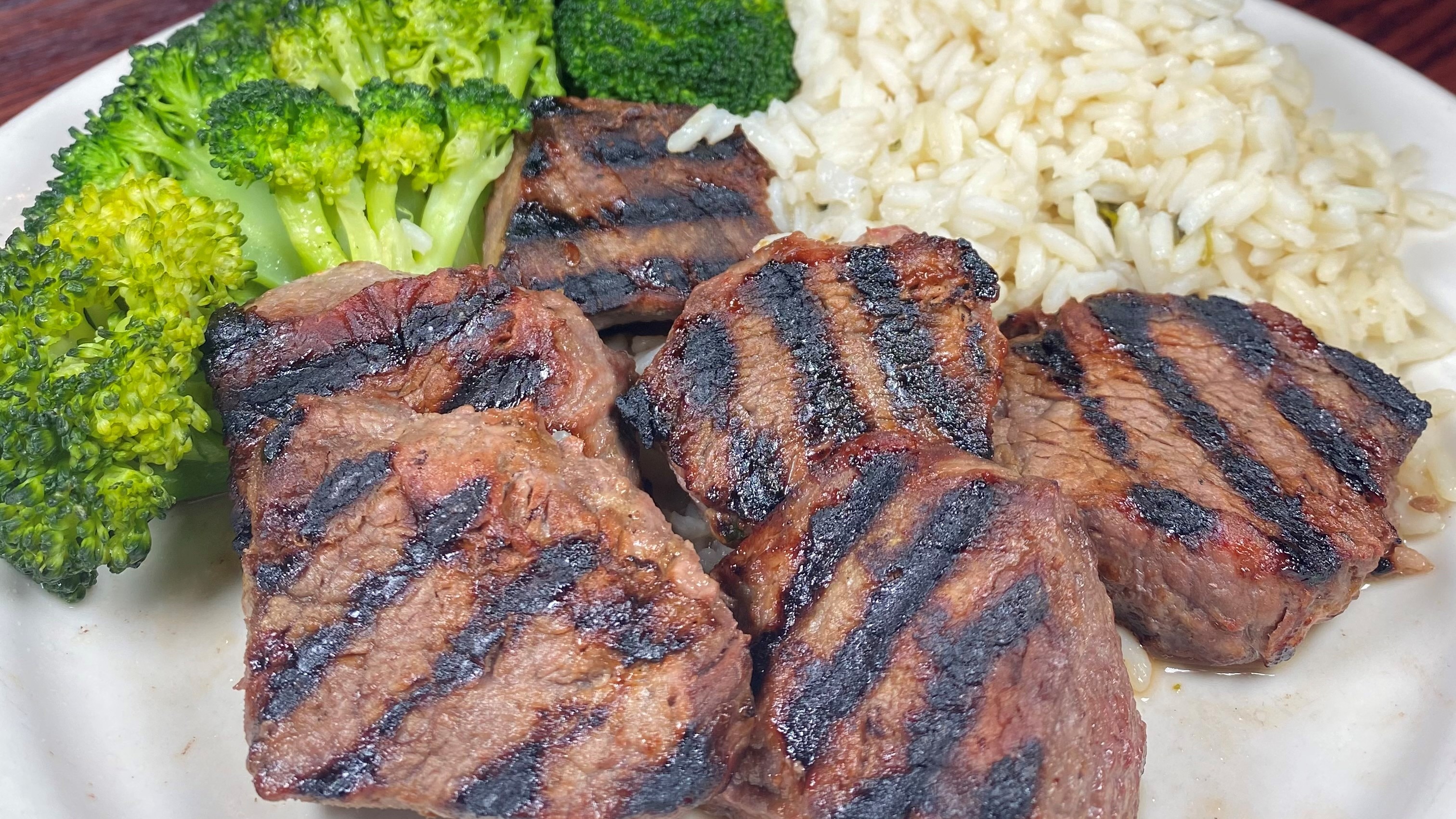 FM BUNDLE Marinated Sirloin Tips (30)