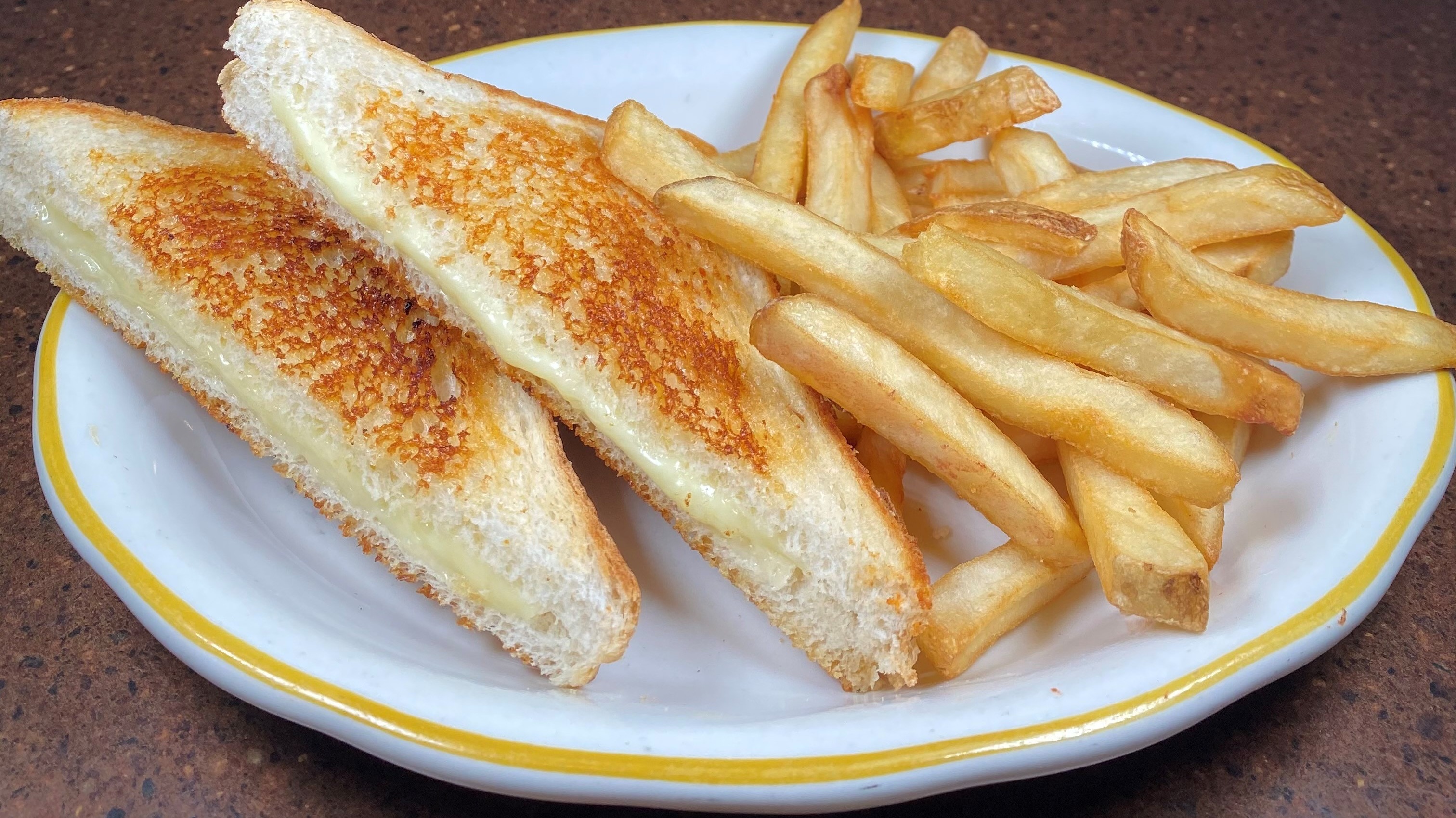 Kid's Grilled Cheese Sandwich