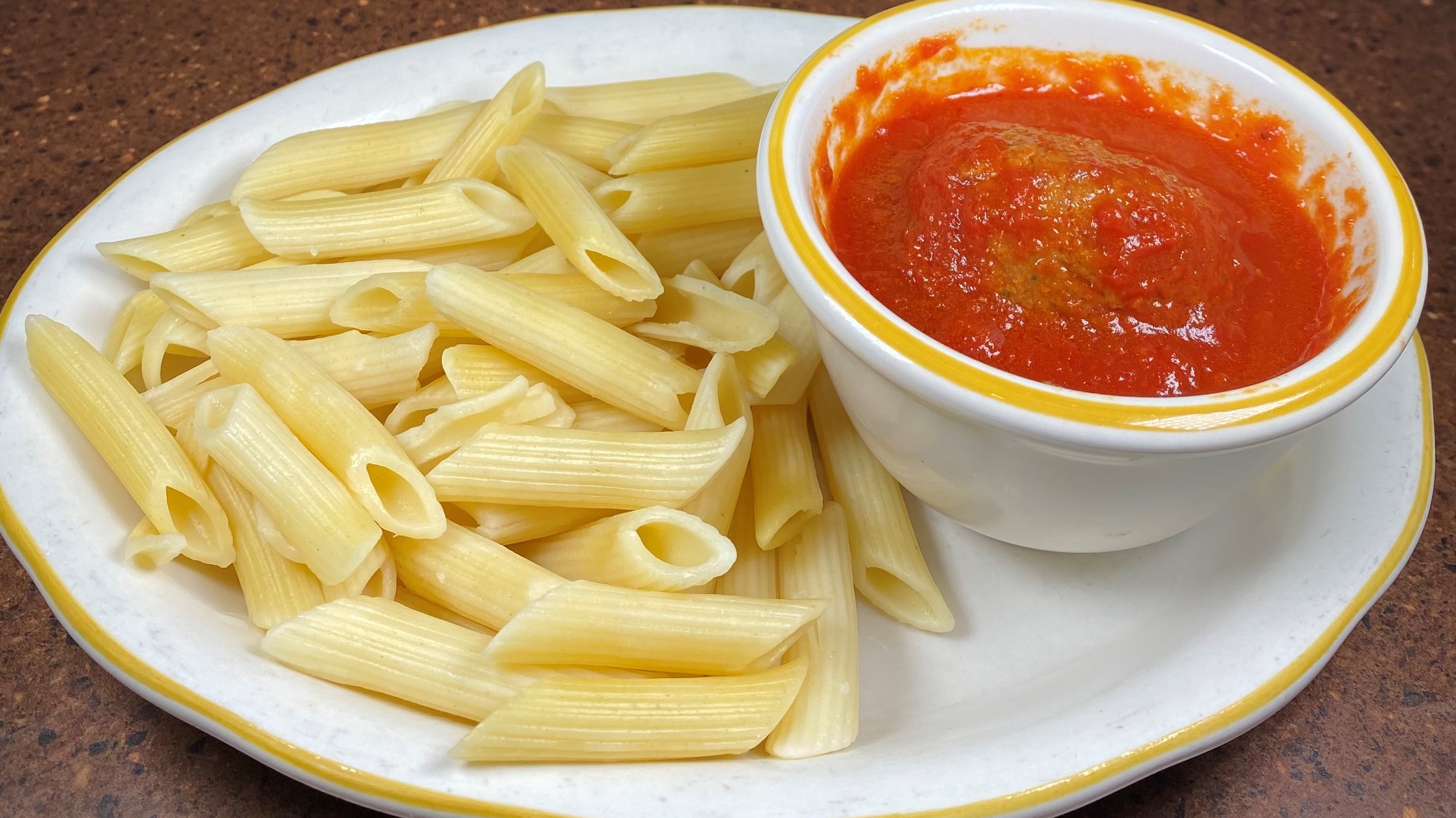 Kid's Pasta with Meatball