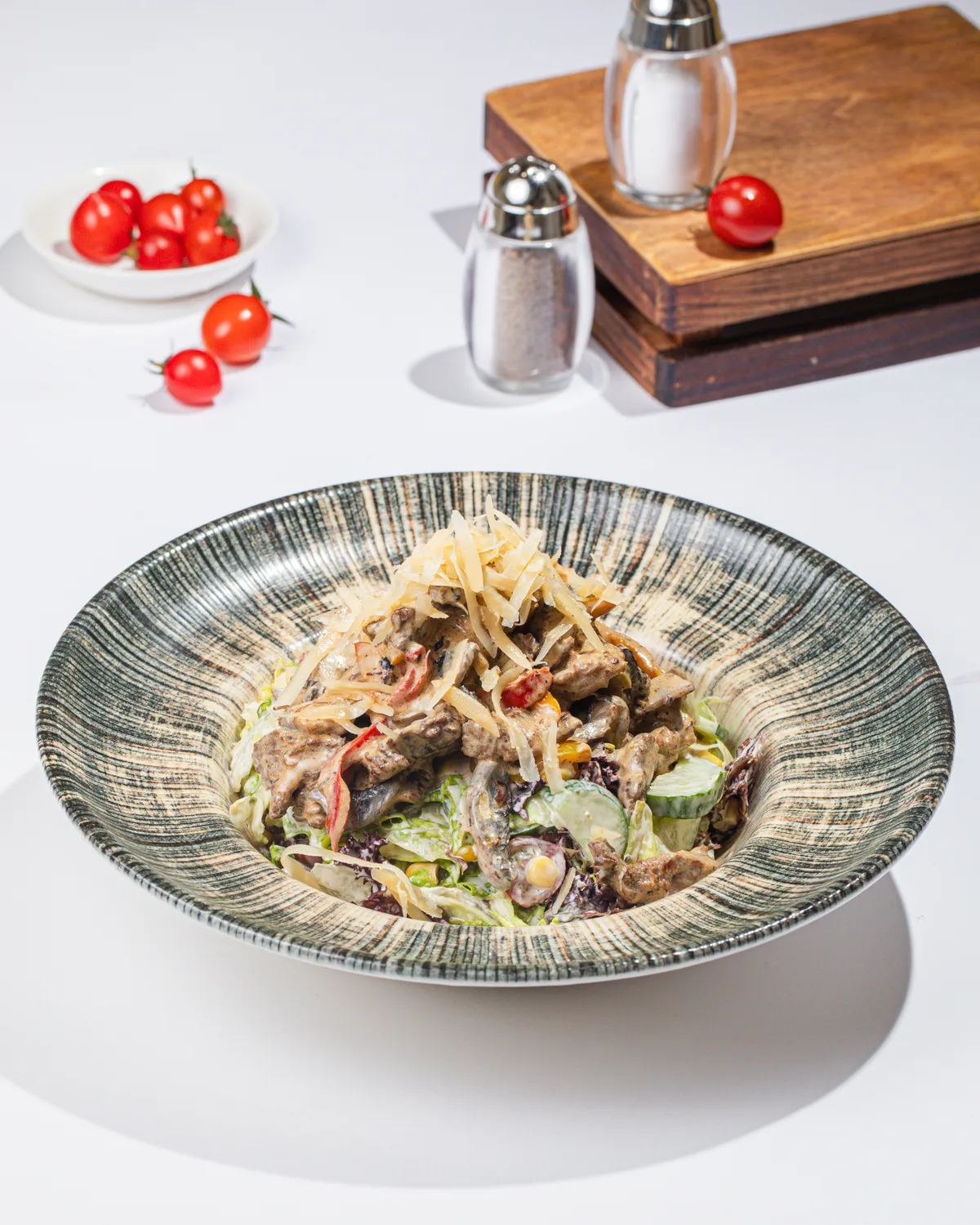 Steyk Salatı