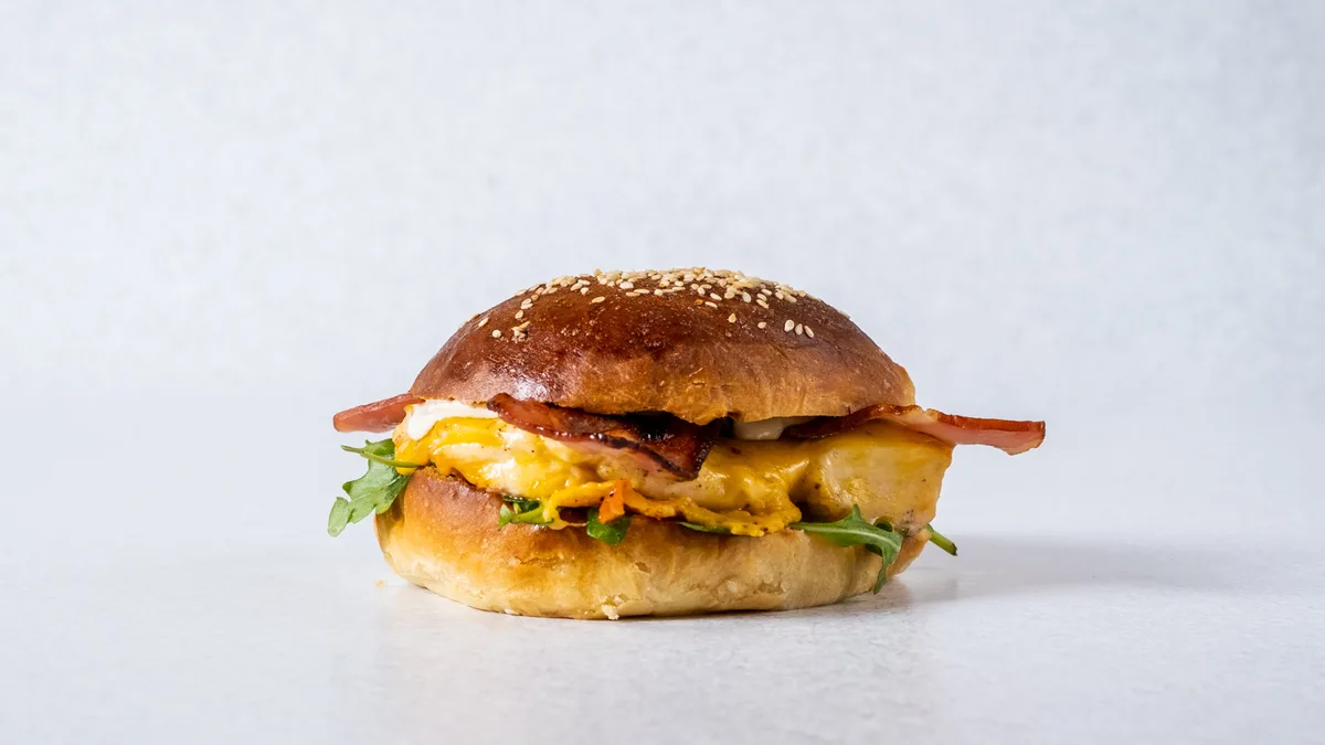 Hash browns burger
