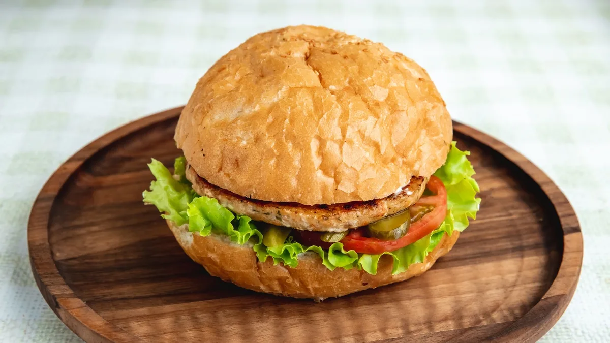Toyuqlu Burger