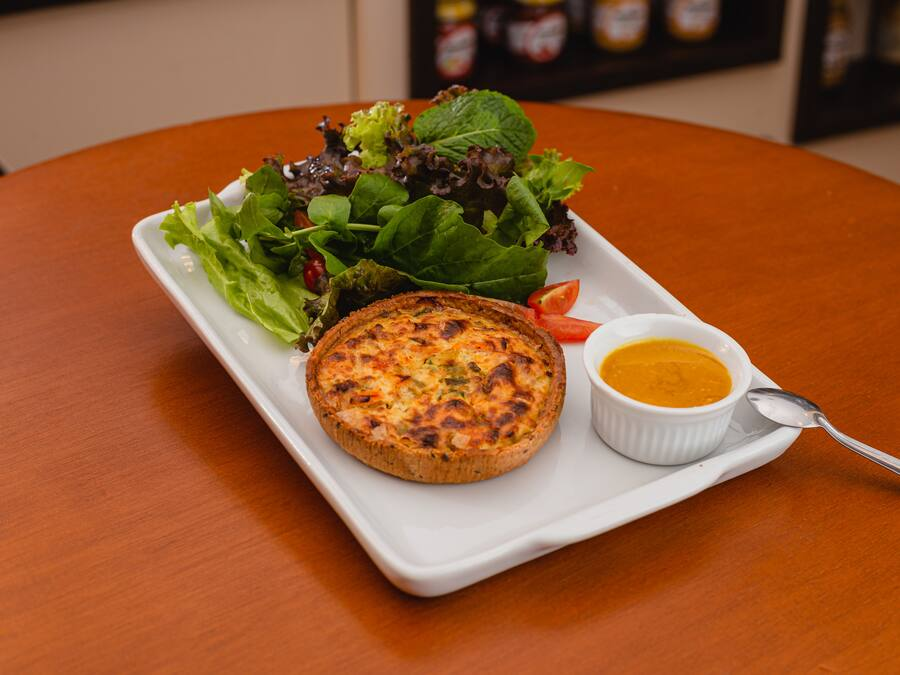 Salada com Quiche