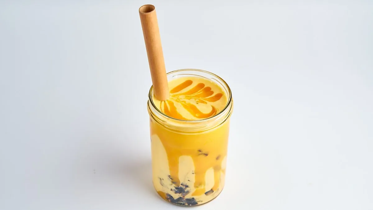 Chen Chè Mango Shake