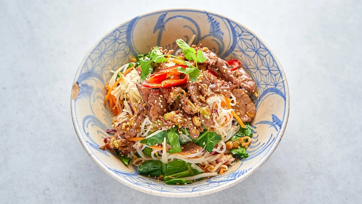 Gỏi Bún Beef