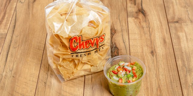 Guacamole w/ Chips