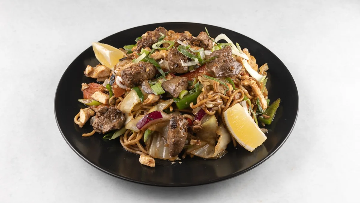 Wok s pilećom jetrom