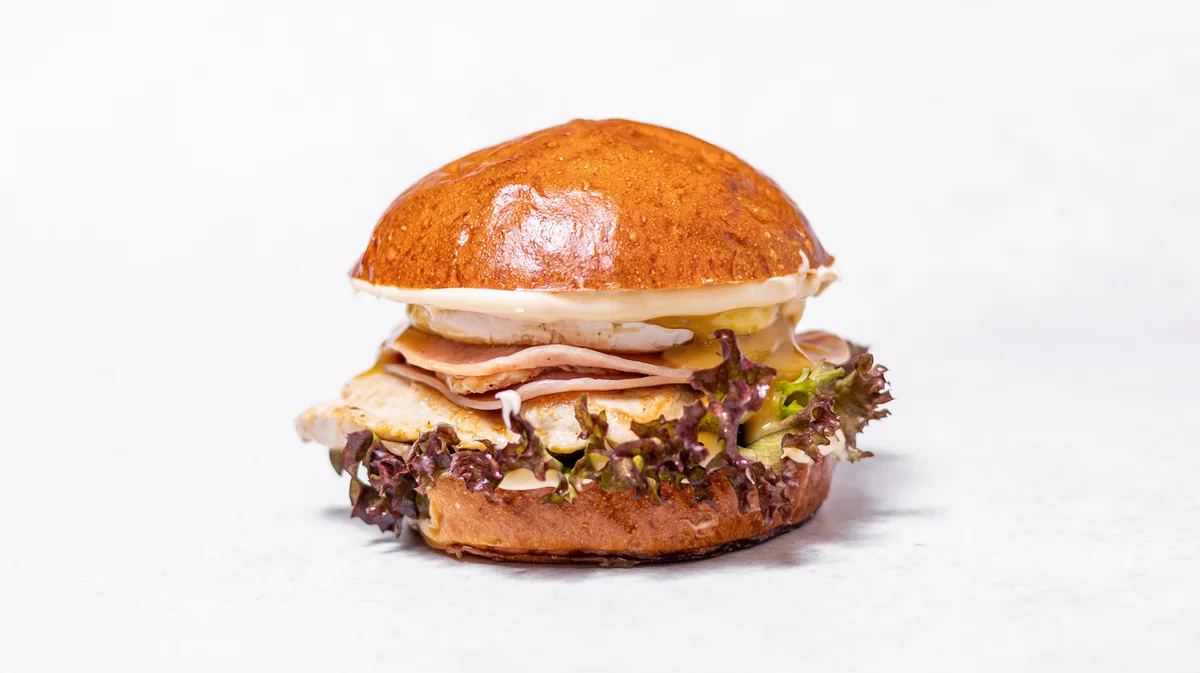 Double chicken king burger