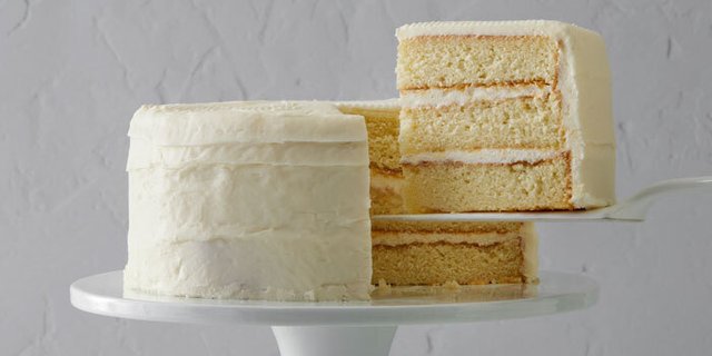 9" White Chocolate Cake