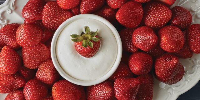 Fresh Strawberries Platter