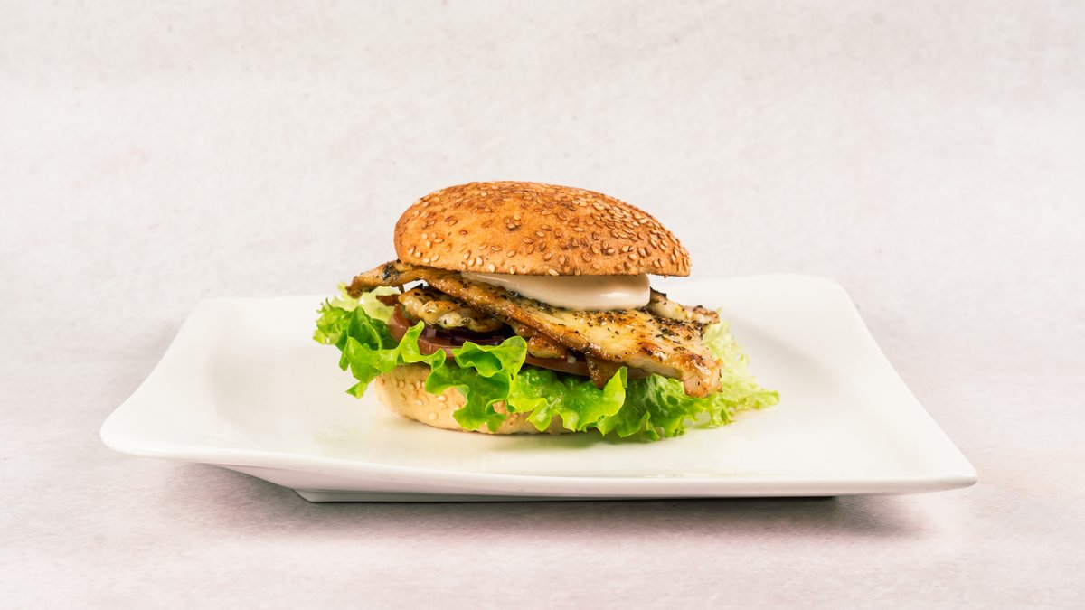 Gluten free pileći burger
