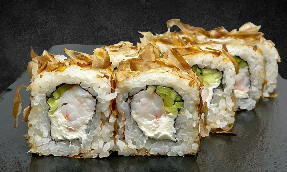 Bonito shrimp roll