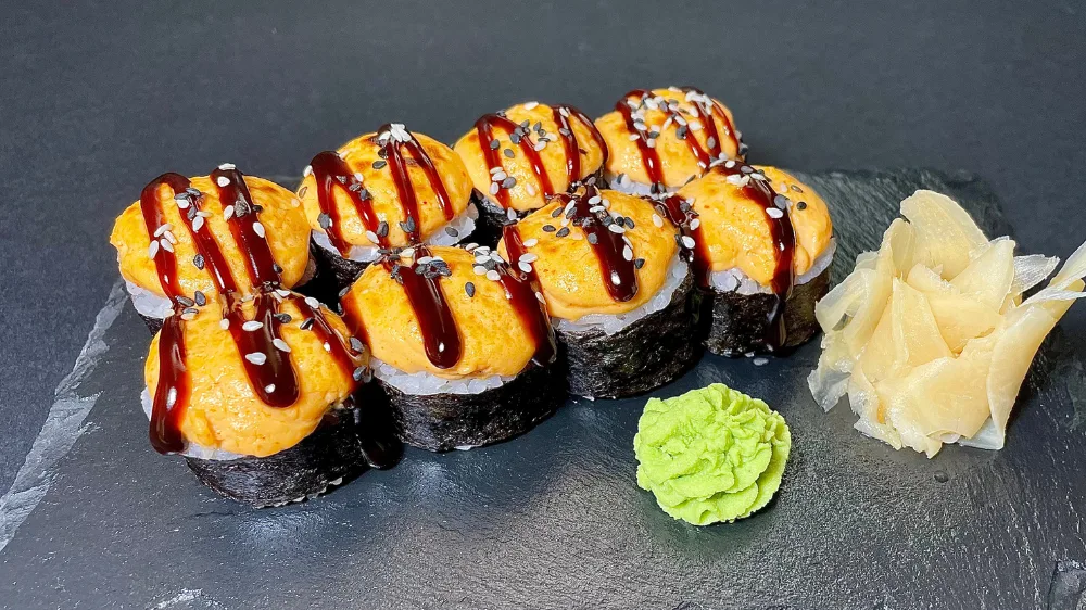 Hot spicy cream cheese roll