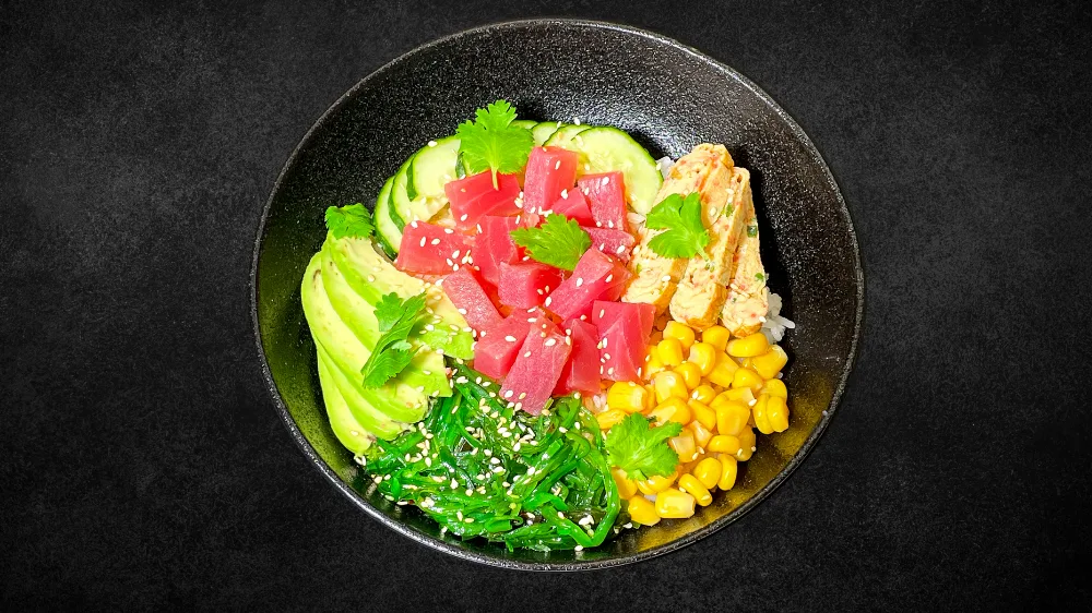 Tuna poke bowl