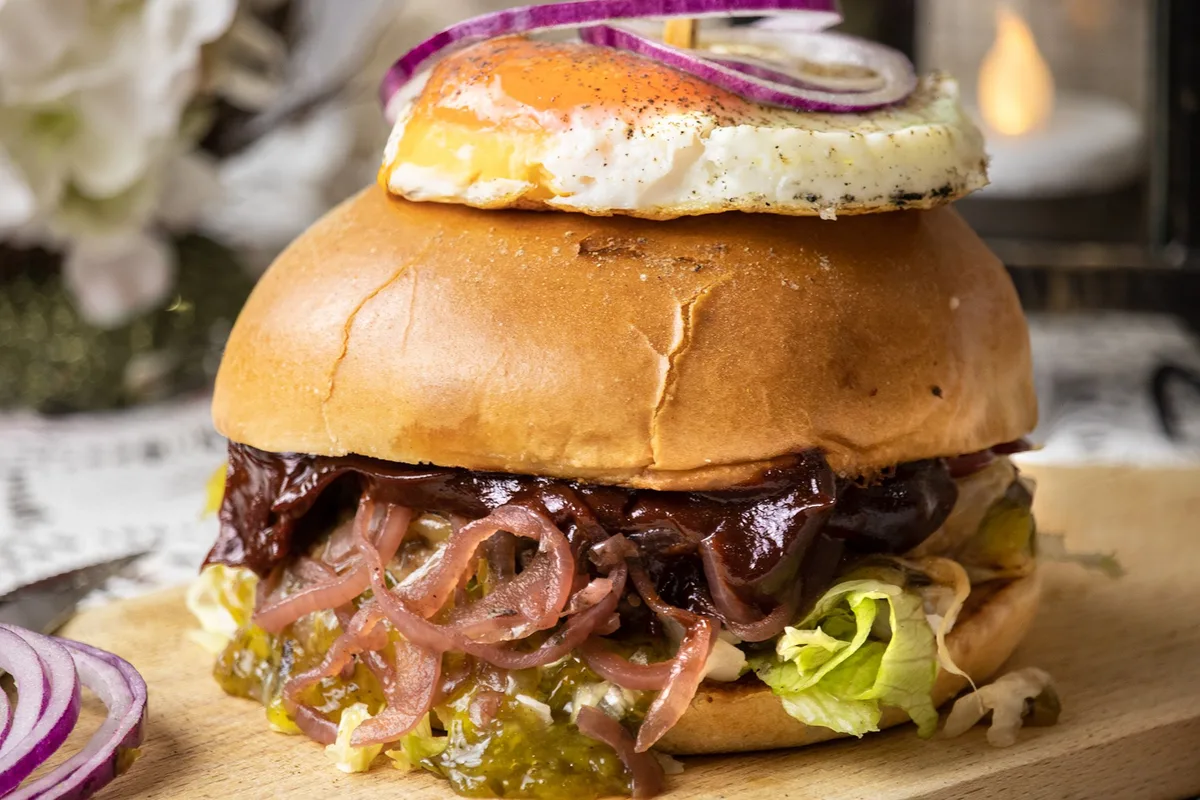 Lucifer hamburger