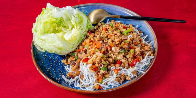 Chicken Lettuce Cups