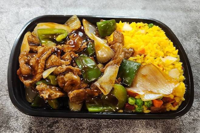 C12 Pepper Steak 青椒牛