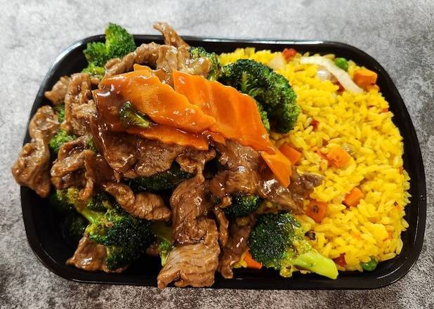 C2 Beef with Broccoli 芥兰牛
