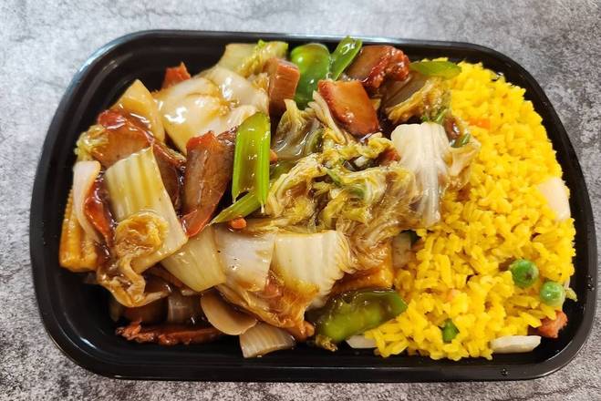 C6 Pork Chow Mein 叉烧炒面