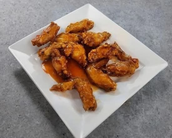 Honey Hot Wings (10 pcs) with Shrimp Fried Rice 蜜辣鸡翅/虾饭