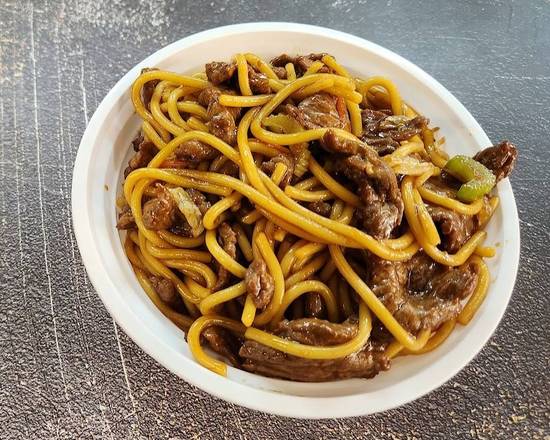 L14 Beef Lo Mein 牛捞面
